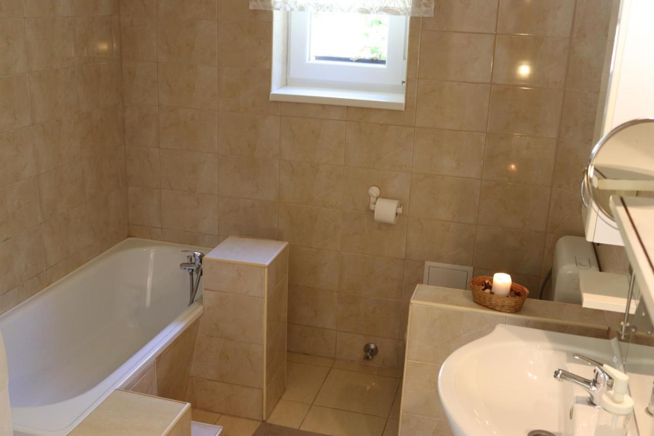 Grape&Wine Guesthouse Eger Buitenkant foto
