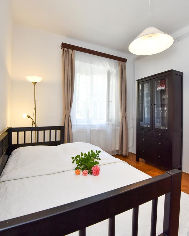 Grape&Wine Guesthouse Eger Buitenkant foto